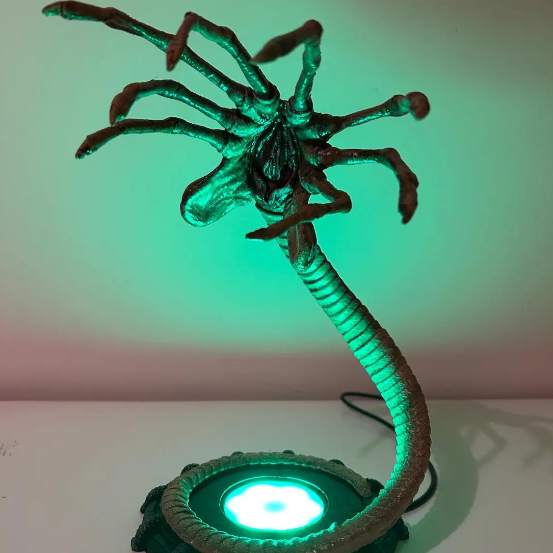 Alien Facehugger Lamp Nightlig - Lighting Decor Home 리뷰 및 가격