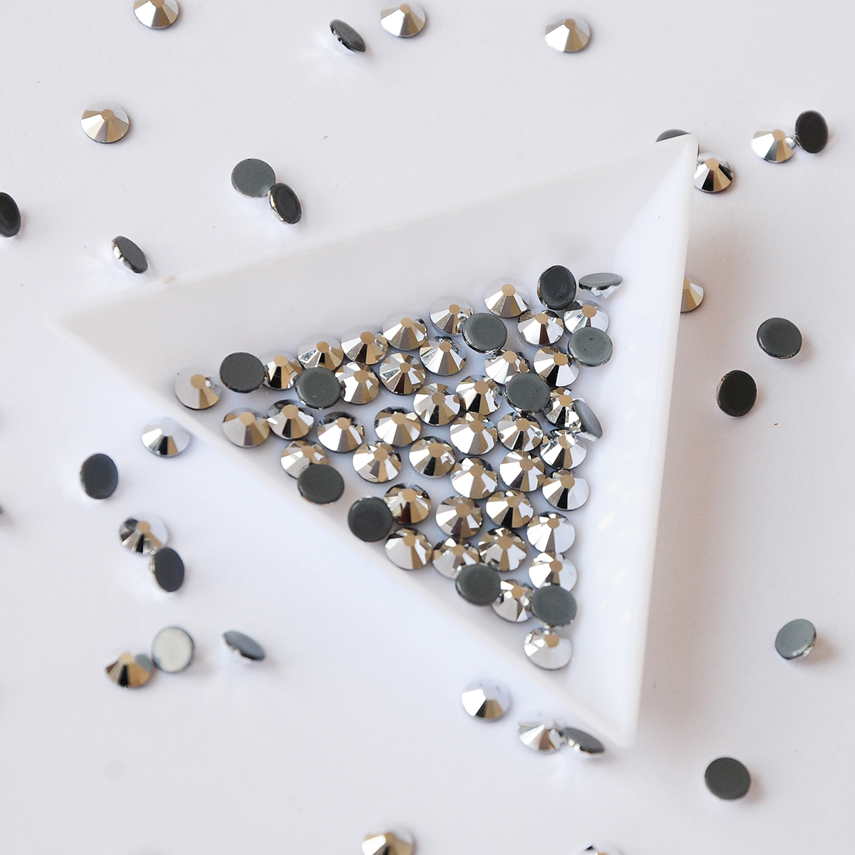 Light Chrome Silver Hotfix Iro - Elements Lighting Decor 리뷰 및 가격